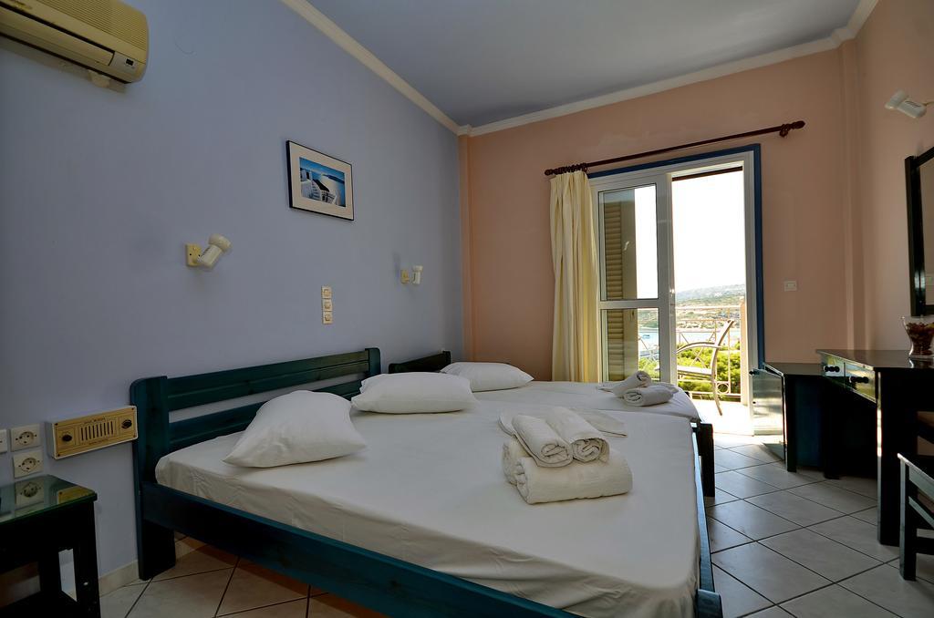 Hotel Magda Agia Marina  Eksteriør bilde